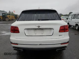 2020 Bentley Bentayga z VIN SJAAJ2ZV0LC027778, wystawiony jako Copart lot #65658693 z przebiegiem 44 853 mil mil oraz . Historia ofert i sprzedaży dostępna na DreamBid. Obrazek 6.