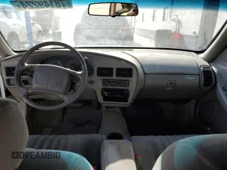 1995 Buick Regal Custom с VIN 2G4WB52L3S1451225, выставлен на аукционе Copart как лот 78149224 с пробегом 152 076 миль миль и Чистый • Clean title. История ставок и продаж доступна на DreamBid. Изображение 8.