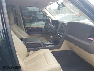 2015 Lincoln Navigator with VIN 5LMJJ2JT6FEJ09931, listed as a IAAI auction lot 41709770 with 137,674 mi miles. Bid and sale history available at carsss.com. Image 5.