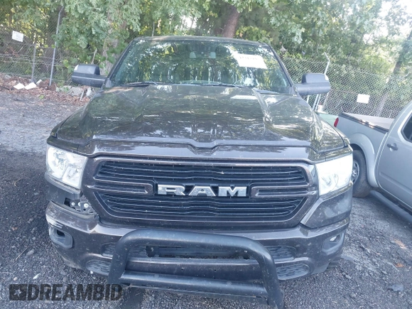 2019 Ram 1500 Big Horn z VIN 1C6RREFT0KN616290, wystawiony jako IAAI lot #42313195 z przebiegiem 143 900 mil mil oraz . Historia ofert i sprzedaży dostępna na DreamBid. Obrazek 12.