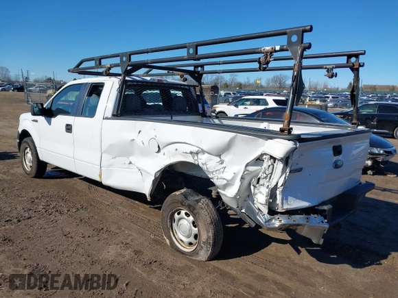 2014 Ford F-150 XL with VIN 1FTFX1CF3EKF27943, listed as a IAAI auction lot 41735025 with 248,005 mi miles. Bid and sale history available at carsss.com. Image 3.