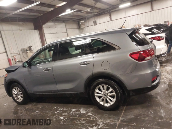 2020 Kia Sorento LX with VIN 5XYPGDA32LG663708, listed as a IAAI auction lot 41172341 with 61,729 mi miles. Bid and sale history available at carsss.com. Image 14.