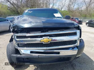 2009 Chevrolet Silverado 1500 LT with VIN 3GCEC23019G278743, listed as a IAAI auction lot 41997695 with 139,718 mi miles. Bid and sale history available at carsss.com. Image 17.