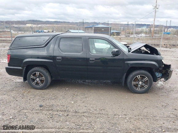 2011 Honda Ridgeline RT with VIN 5FPYK1F24BB010604, listed as a IAAI auction lot 41941553 with 37,814 mi miles. Bid and sale history available at carsss.com. Image 14.
