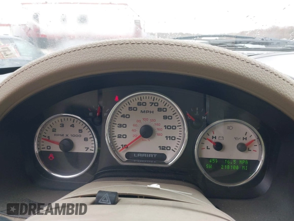 2004 Ford F-150 XLT with VIN 1FTPW14524FA04174, listed as a IAAI auction lot 40864660 with 218,100 mi miles. Bid and sale history available at carsss.com. Image 7.