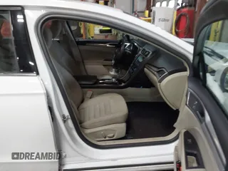 2019 Ford Fusion SE with VIN 3FA6P0LUXKR188040, listed as a IAAI auction lot 41079252 with 113,667 mi miles and . Bid and sale history available at carsss.com. Image 5.