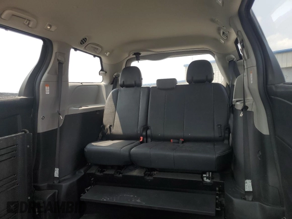 2017 Toyota Sienna SE with VIN 5TDXZ3DC3HS873163, listed as a Copart auction lot 59383605 with 81,223 mi miles and Salvage title. Bid and sale history available at DreamBid. Image 10.