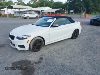2019 BMW 2 Series M240i z VIN WBA2N1C5XKVC28584, wystawiony jako IAAI lot #42492516 z przebiegiem 24 062 mil mil oraz . Historia ofert i sprzedaży dostępna na DreamBid. Obrazek 17.