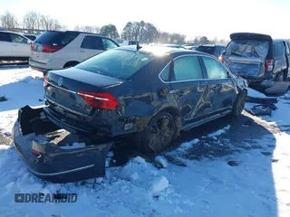 2017 Volkswagen Passat R-Line w/Comfort Pkg with VIN 1VWDT7A34HC061000, listed as a IAAI auction lot 41284332 with 1 mi miles. Bid and sale history available at carsss.com. Image 4.