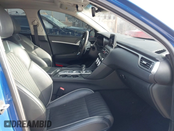 2019 Genesis G70 Advanced with VIN KMTG74LE4KU032620, listed as a IAAI auction lot 42211639 with 59,132 mi miles and . Bid and sale history available at DreamBid. Image 5.