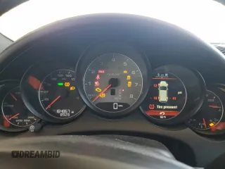 2012 Porsche Cayenne S Hybrid с VIN WP1AE2A20CLA92021, выставлен на аукционе Copart как лот 48619105 с пробегом 164 867 миль миль и Чистый • Clean title. История ставок и продаж доступна на DreamBid. Изображение 9.