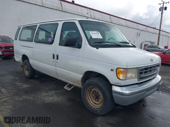 1997 Ford Econoline Wagon XL z VIN 1FBJS31L3VHB66356, wystawiony jako IAAI lot #39189974 z przebiegiem 242 944 mil mil oraz . Historia ofert i sprzedaży dostępna na DreamBid. Obrazek 1.