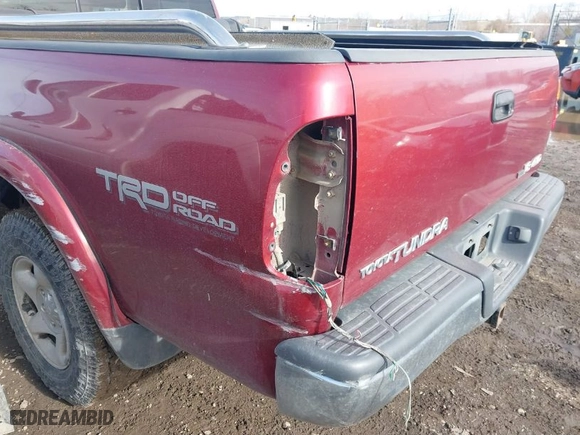 2001 Toyota Tundra Ltd with VIN 5TBBT48181S139305, listed as a IAAI auction lot 41675059 with 162,070 mi miles. Bid and sale history available at carsss.com. Image 14.