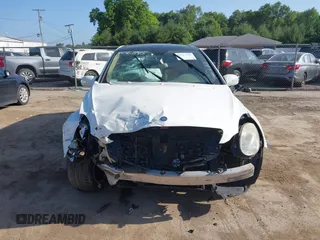 2008 Mercedes-Benz R 3.5L with VIN 4JGCB65E38A075422, listed as a IAAI auction lot 42567145 with 195,617 mi miles and . Bid and sale history available at DreamBid. Image 13.