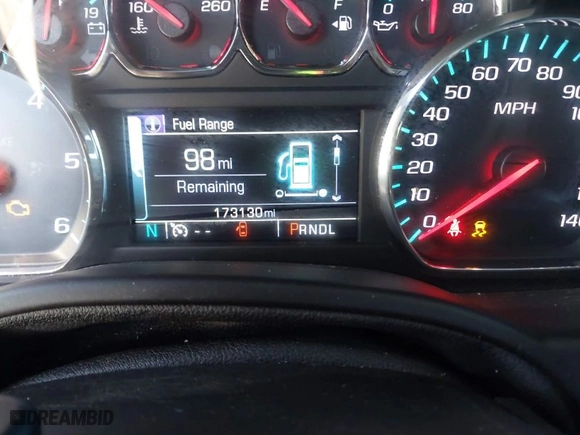 2017 GMC Yukon XL SLT with VIN 1GKS1GKCXHR255241, listed as a IAAI auction lot 40993149 with 173,130 mi miles. Bid and sale history available at carsss.com. Image 15.