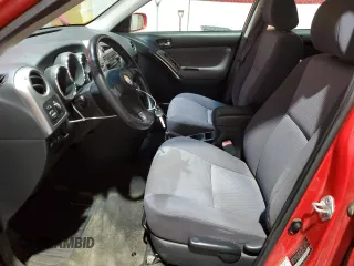 2006 Toyota Matrix STD z VIN 2T1LR32E06C556952, wystawiony jako Copart lot #52810305 z przebiegiem 194 743 mil mil oraz Czysty tytuł • Clean title. Historia ofert i sprzedaży dostępna na DreamBid. Obrazek 7.