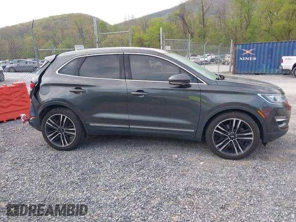 2018 Lincoln MKC Reserve with VIN 5LMTJ3DH6JUL08255, listed as a IAAI auction lot 42095399 with 41,267 mi miles and . Bid and sale history available at DreamBid. Image 13.