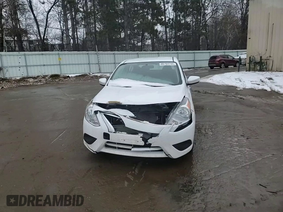 2019 Nissan Versa SV z VIN 3N1CN7AP9KL868736, wystawiony jako Copart lot #85784744 z przebiegiem 69 845 mil mil oraz Szkoda całkowita • Salvage title. Historia ofert i sprzedaży dostępna na DreamBid. Obrazek 11.