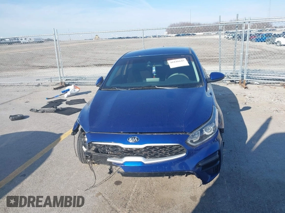 2019 Kia Forte LXS with VIN 3KPF24AD8KE007205, listed as a IAAI auction lot 41848642 with 88,121 mi miles. Bid and sale history available at carsss.com. Image 13.