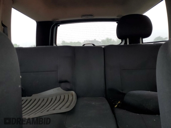 2004 Jeep Grand Cherokee Laredo z VIN 1J4GW48S74C288625, wystawiony jako Copart lot #61290805 z przebiegiem 194 615 mil mil oraz Czysty tytuł • Clean title. Historia ofert i sprzedaży dostępna na DreamBid. Obrazek 10.