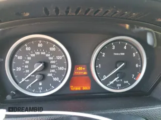 2011 BMW X6 50i with VIN 5UXFG8C57BLZ95372, listed as a Copart auction lot 43621335 with 101,898 mi miles and Clean Title. Bid and sale history available at carsss.com. Image 9.