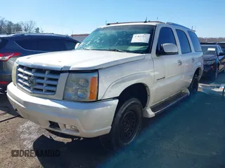 2005 Cadillac Escalade z VIN 1GYEK63N45R152595, wystawiony jako IAAI lot #41823123 z przebiegiem 163 157 mil mil oraz . Historia ofert i sprzedaży dostępna na DreamBid. Obrazek 2.