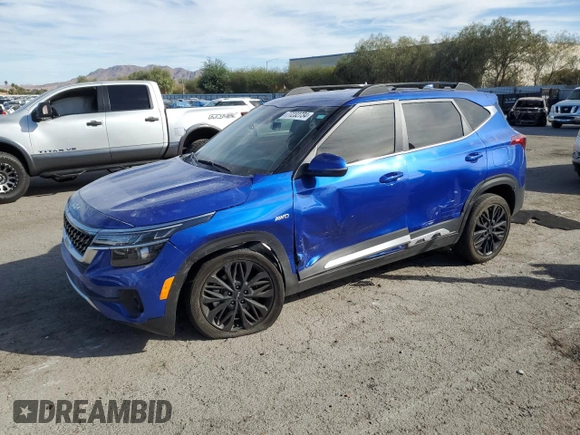 2023 Kia Seltos Nightfall with VIN KNDEUCA21P7404874, listed as a Copart auction lot 77232734 with 15,321 mi miles and Salvage Title. Bid and sale history available at carsss.com. Image 1.