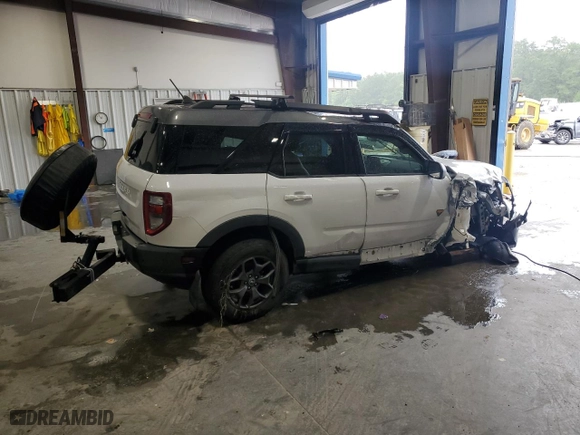 2021 Ford Bronco Sport Badlands with VIN 3FMCR9D99MRA66192, listed as a Copart auction lot 66348714 with 103,806 mi miles and Salvage Title. Bid and sale history available at carsss.com. Image 3.