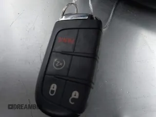 2020 Jeep Compass Sport z VIN 3C4NJCAB4LT253026, wystawiony jako IAAI lot #41897839 z przebiegiem 128 112 mil mil oraz . Historia ofert i sprzedaży dostępna na DreamBid. Obrazek 11.