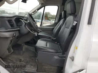 2023 Ford Transit Cargo z VIN 1FTBR1X83PKB01645, wystawiony jako Copart lot #88056705 z przebiegiem 52 948 mil mil oraz Czysty tytuł • Clean title. Historia ofert i sprzedaży dostępna na DreamBid. Obrazek 7.