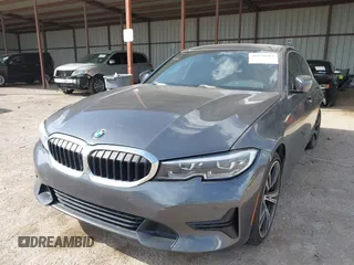 2021 BMW 3 Series 330i z VIN 3MW5R1J03M8B48135, wystawiony jako IAAI lot #41878583 z przebiegiem 33 719 mil mil oraz . Historia ofert i sprzedaży dostępna na DreamBid. Obrazek 18.