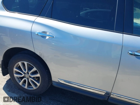 2013 Nissan Pathfinder SL with VIN 5N1AR2MM6DC628809, listed as a IAAI auction lot 41850082 with 129,640 mi miles and . Bid and sale history available at DreamBid. Image 17.