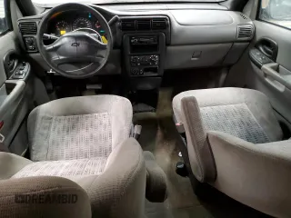 2004 Chevrolet Venture LS z VIN 1GNDX03E94D188172, wystawiony jako Copart lot #49415665 z przebiegiem 190 876 mil mil oraz Tytuł czysty. Historia ofert i sprzedaży dostępna na DreamBid. Obrazek 8.