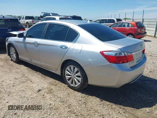 2013 Honda Accord Sdn EX-L with VIN 1HGCR2F89DA206267, listed as a IAAI auction lot 41882372 with Not Provided miles. Bid and sale history available at carsss.com. Image 3.