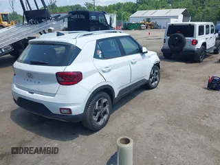 2022 Hyundai Venue SEL z VIN KMHRC8A33NU159516, wystawiony jako IAAI lot #42684907 z przebiegiem 13 674 mil mil oraz . Historia ofert i sprzedaży dostępna na DreamBid. Obrazek 4.