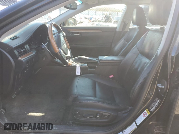 2013 Lexus ES 300h z VIN JTHBW1GGXD2024475, wystawiony jako Copart lot #44992235 z przebiegiem 182 614 mil mil oraz Szkody całkowita. Historia ofert i sprzedaży dostępna na DreamBid. Obrazek 7.