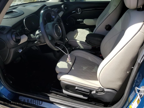 2022 MINI Hardtop Cooper S with VIN WMW53DH00N2R71257, listed as a Copart auction lot 47015765 with 26,394 mi miles and Salvage title. Bid and sale history available at DreamBid. Image 7.