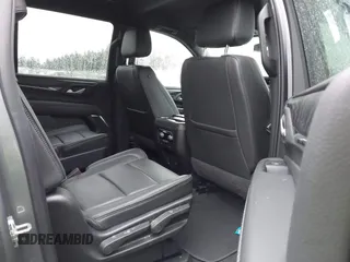 2022 GMC Yukon XL Denali with VIN 1GKS2JKL1NR208671, listed as a IAAI auction lot 39140703 with 28,235 mi miles and . Bid and sale history available at carsss.com. Image 8.