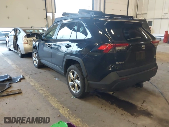 2021 Toyota RAV4 Hybrid LE with VIN 4T3B6RFV2MU048602, listed as a IAAI auction lot 41663576 with 69,404 mi miles. Bid and sale history available at carsss.com. Image 3.