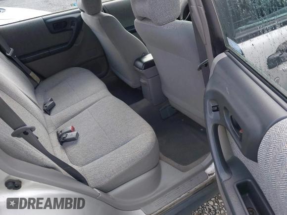 2001 Subaru Forester L with VIN JF1SF635X1H735028, listed as a IAAI auction lot 41805026 with 132,843 mi miles. Bid and sale history available at carsss.com. Image 8.