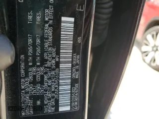 2017 Toyota 4Runner SR5 with VIN JTEZU5JR7H5161686, listed as a Copart auction lot 62565725 with 68,043 mi miles and Salvage title. Bid and sale history available at DreamBid. Image 12.