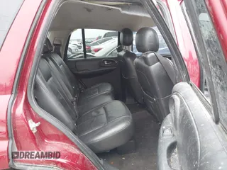 2006 Chevrolet TrailBlazer LT with VIN 1GNES13H162266610, listed as a IAAI auction lot 41630250 with 176,610 mi miles. Bid and sale history available at carsss.com. Image 8.