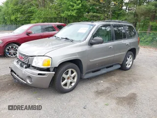 2007 GMC Envoy SLE z VIN 1GKDT13S472253627, wystawiony jako IAAI lot #42292399 z przebiegiem 204 263 mil mil oraz . Historia ofert i sprzedaży dostępna na DreamBid. Obrazek 2.