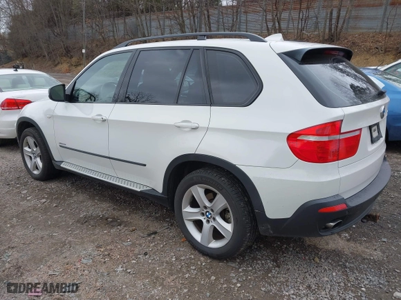 2009 BMW X5 30i with VIN 5UXFE43569L275733, listed as a IAAI auction lot 41897558 with 154,192 mi miles. Bid and sale history available at carsss.com. Image 3.