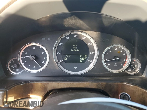 2010 Mercedes-Benz E 350 Luxury с VIN WDDHF8HB8AA095091, выставлен на аукционе Copart как лот 41413325 с пробегом 143 814 миль миль и Списание • Salvage title. История ставок и продаж доступна на DreamBid. Изображение 9.