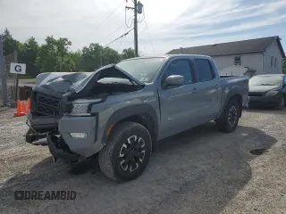 2022 Nissan Frontier Pro-4X z VIN 1N6ED1EK7NN618630, wystawiony jako Copart lot #55867215 z przebiegiem Nie podano mil oraz Szkoda całkowita • Salvage title. Historia ofert i sprzedaży dostępna na DreamBid. Obrazek 1.