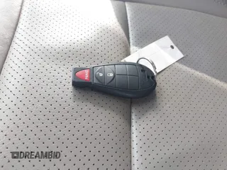 2013 Jeep Grand Cherokee Laredo с VIN 1C4RJEAG6DC647164, выставлен на аукционе IAAI как лот 42282295 с пробегом 128 511 миль миль и . История ставок и продаж доступна на DreamBid. Изображение 11.