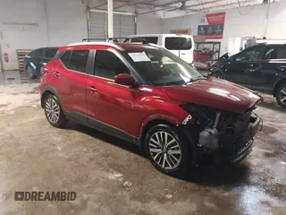 2021 Nissan Kicks SV with VIN 3N1CP5CVXML559340, listed as a IAAI auction lot 41316776 with 74,000 mi miles. Bid and sale history available at carsss.com. Image 1.