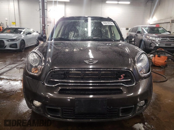 2015 MINI Cooper Countryman S with VIN WMWZC5C51FWM18945, listed as a Copart auction lot 45018755 with 135,086 mi miles and Salvage Title. Bid and sale history available at carsss.com. Image 5.