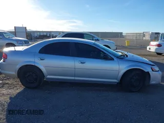 2005 Dodge Stratus SXT z VIN 1B3EL46T65N612205, wystawiony jako IAAI lot #41406828 z przebiegiem 155 314 mil mil oraz . Historia ofert i sprzedaży dostępna na DreamBid. Obrazek 13.
